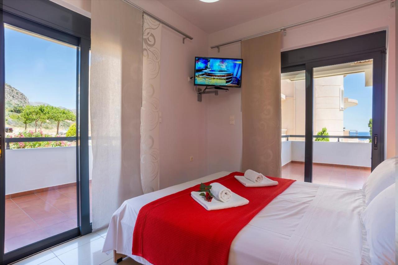 Caravella Luxury Apartments Paleochora Exterior foto