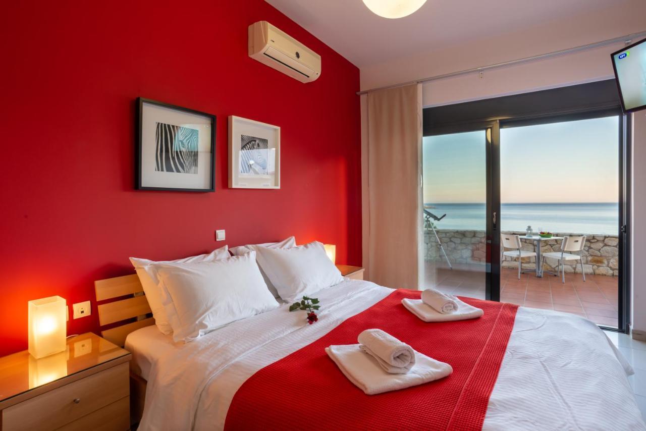 Caravella Luxury Apartments Paleochora Exterior foto